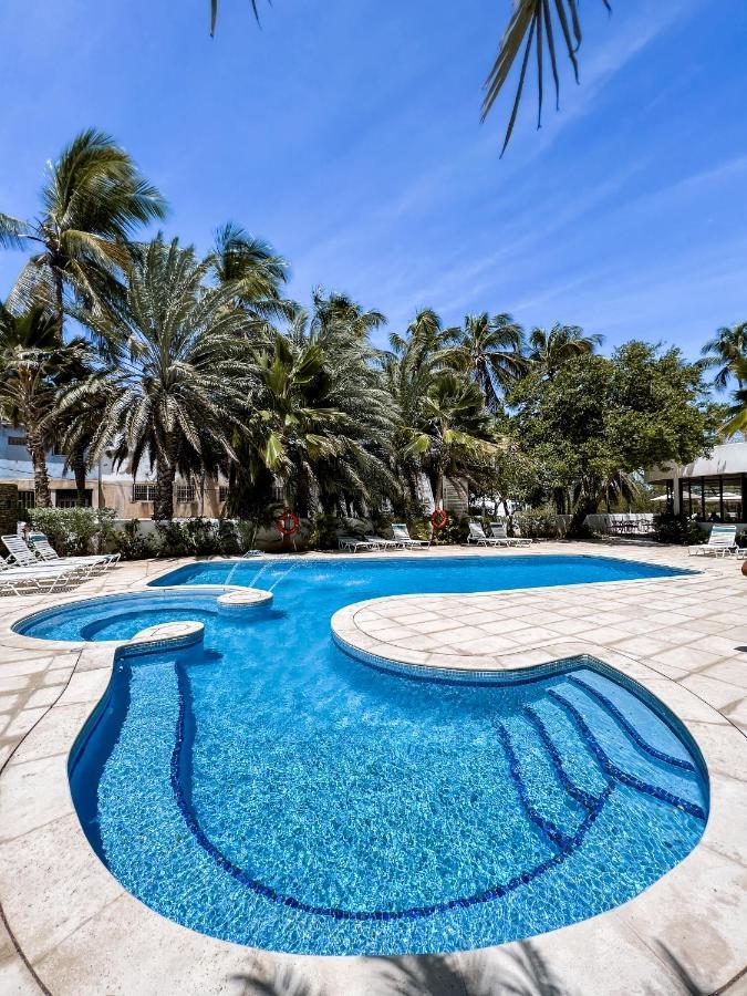 Hotel California Playa El Yaque Eksteriør billede